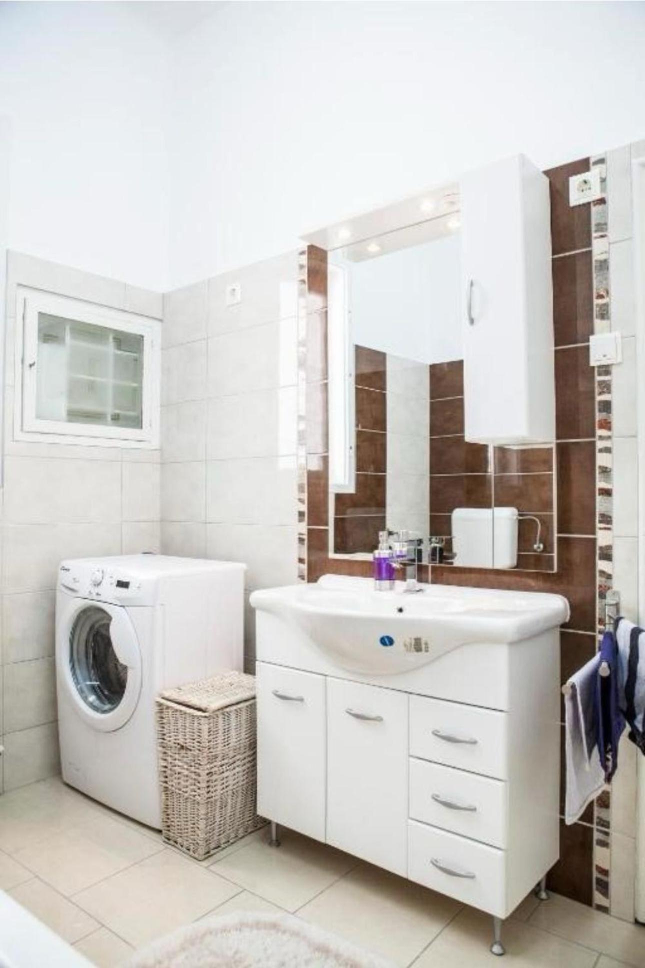 Apartament Victoria ティミショアラ エクステリア 写真